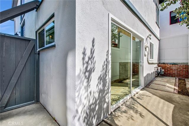 212 21st, Manhattan Beach, CA 90266