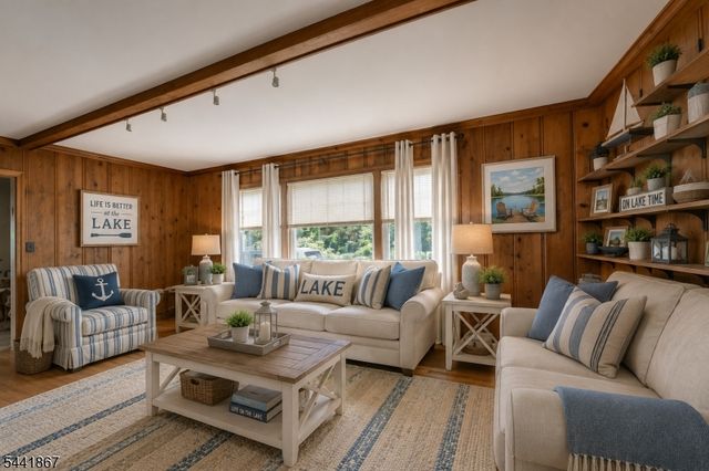1 Welch Rd, Ringwood Boro, NJ 07456