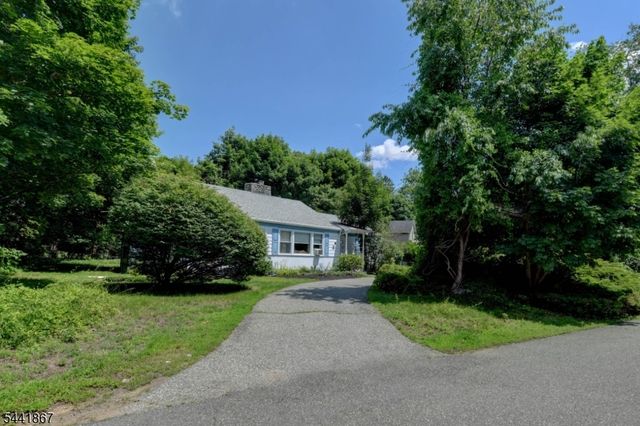 1 Welch Rd, Ringwood Boro, NJ 07456