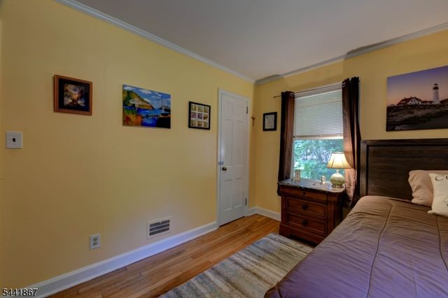 1 Welch Rd, Ringwood Boro, NJ 07456
