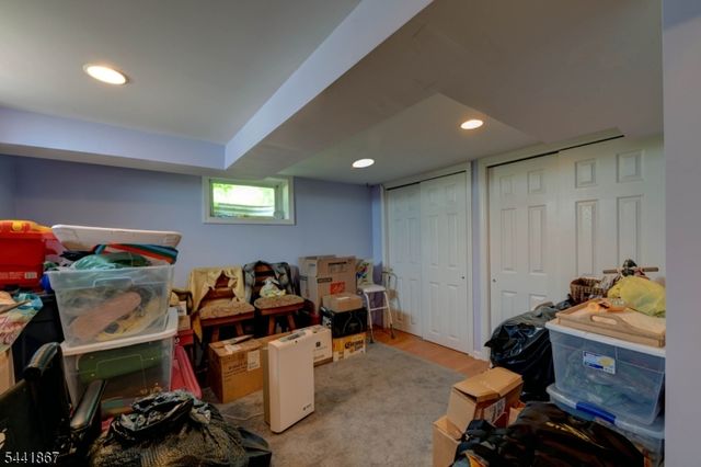 1 Welch Rd, Ringwood Boro, NJ 07456