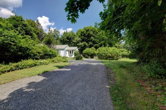 1 Welch Rd, Ringwood Boro, NJ 07456