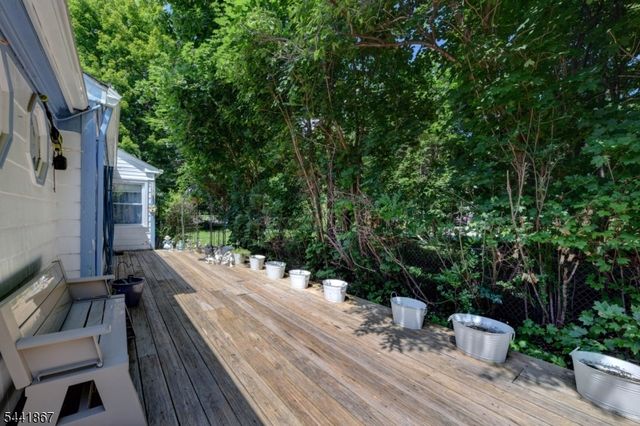 1 Welch Rd, Ringwood Boro, NJ 07456