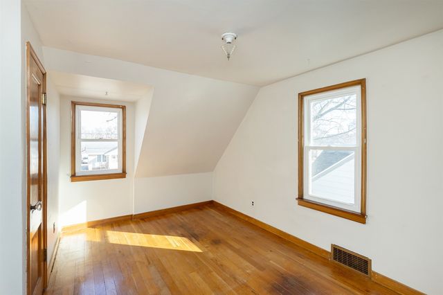 2412 44th Street, Des Moines, IA 50310