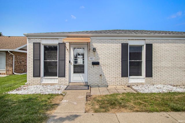 907 Berkley Circle, Mishawaka, IN 46544