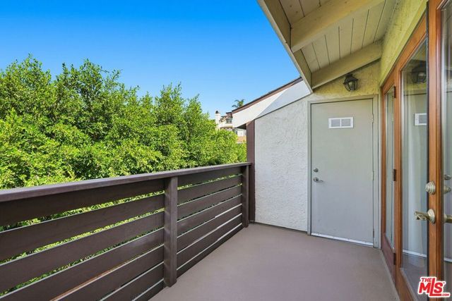 2406 Aviation Boulevard C, Redondo Beach, CA 90278