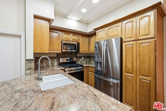 2406 Aviation Boulevard C, Redondo Beach, CA 90278