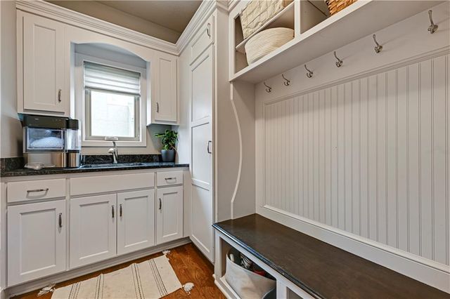 11316 W 166TH Place, Overland Park, KS 66221