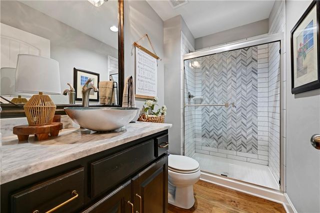 11316 W 166TH Place, Overland Park, KS 66221