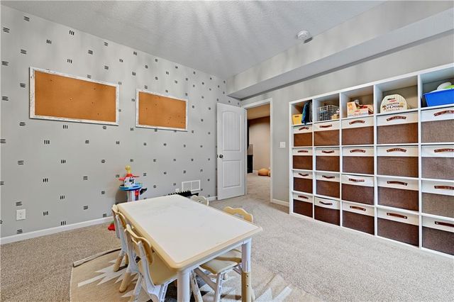 11316 W 166TH Place, Overland Park, KS 66221