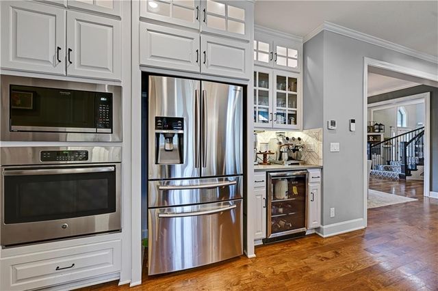 11316 W 166TH Place, Overland Park, KS 66221