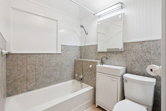 1542 43rd Street, Rock Island, IL 61201