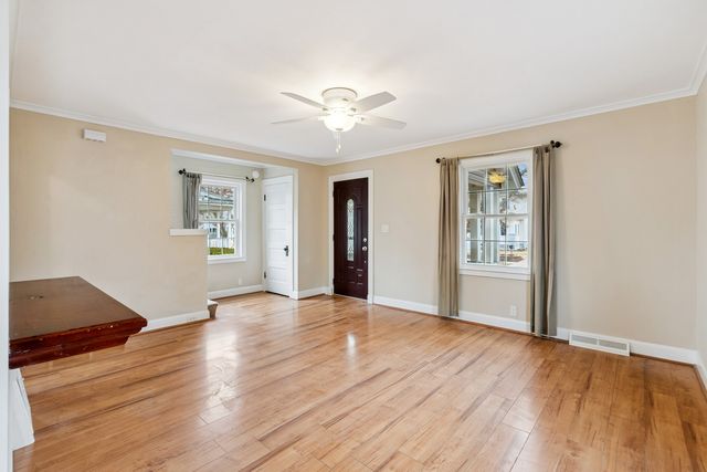 1542 43rd Street, Rock Island, IL 61201