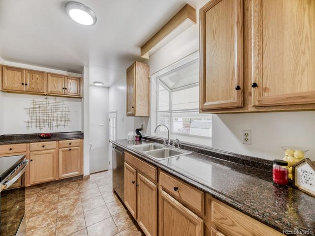 1015 W Longview Avenue, Littleton, CO 80120