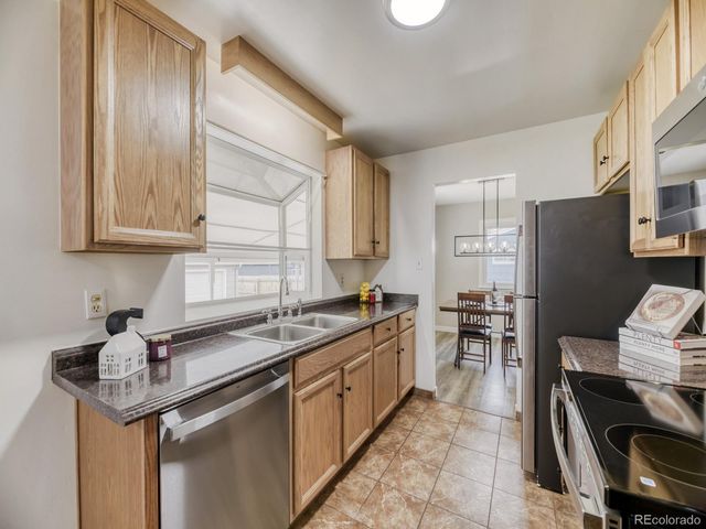 1015 W Longview Avenue, Littleton, CO 80120