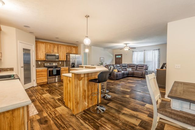 2689 S Old St Rd 15, Wabash, IN 46992