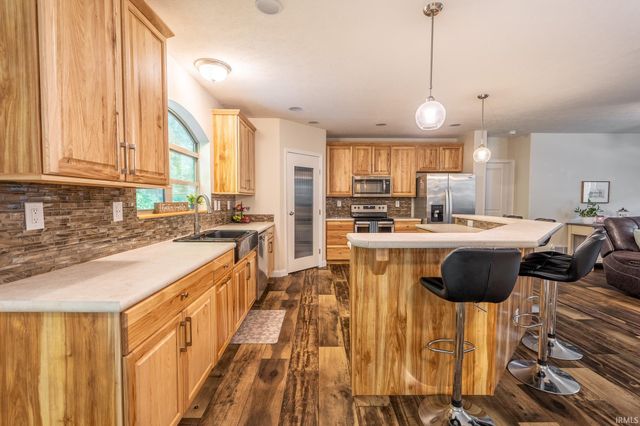 2689 S Old St Rd 15, Wabash, IN 46992