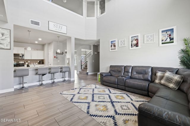 14741 WILLIAM MESHEL Drive, El Paso, TX 79938