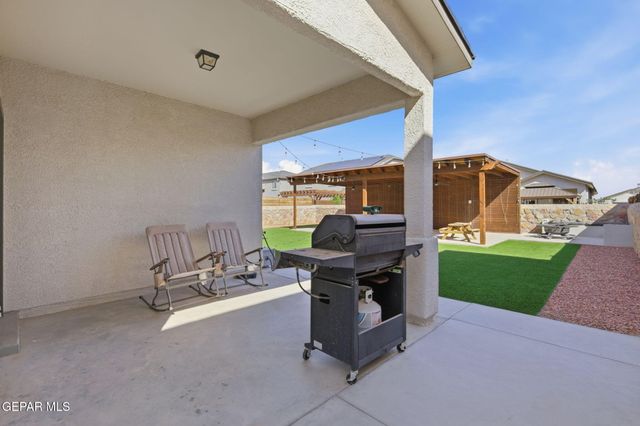 14741 WILLIAM MESHEL Drive, El Paso, TX 79938