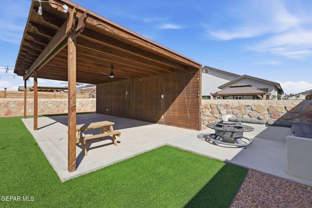 14741 WILLIAM MESHEL Drive, El Paso, TX 79938