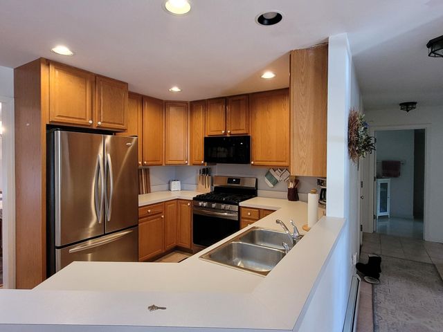 73 Butler Drive, South Burlington, VT 05403