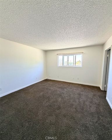 8026 Juniper A, Fontana, CA 92336