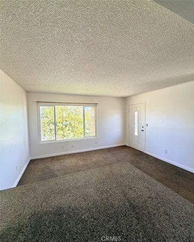 8026 Juniper A, Fontana, CA 92336