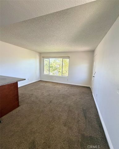 8026 Juniper A, Fontana, CA 92336
