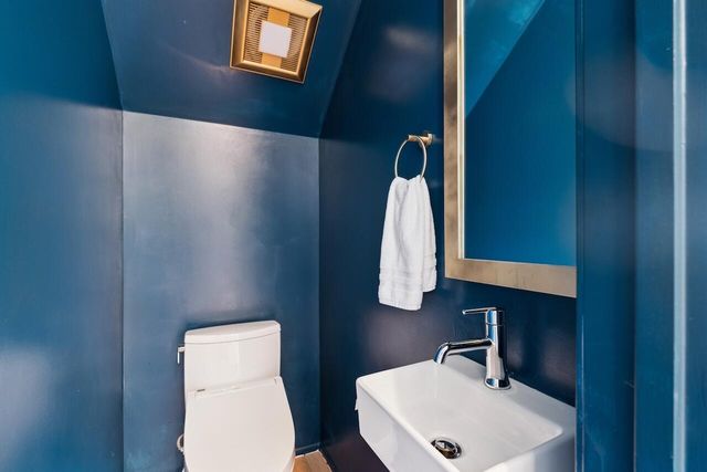 199 Fishburne Street, Charleston, SC 29403