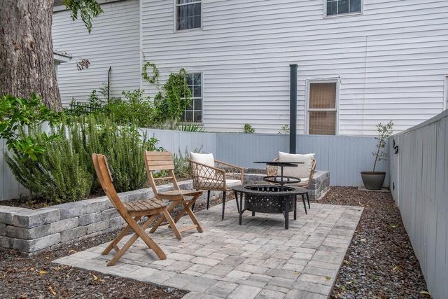 199 Fishburne Street, Charleston, SC 29403