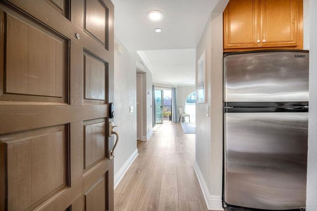 7509 Draper Ave 309, La Jolla, CA 92037