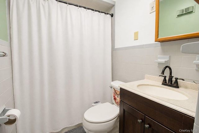 15 S Plank Road, Newburgh, NY 12550