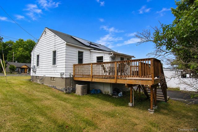 15 S Plank Road, Newburgh, NY 12550