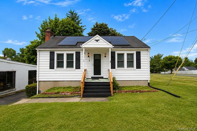 15 S Plank Road, Newburgh, NY 12550