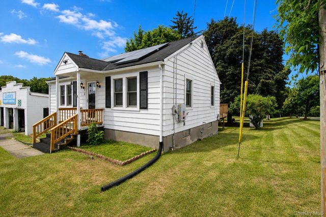 15 S Plank Road, Newburgh, NY 12550