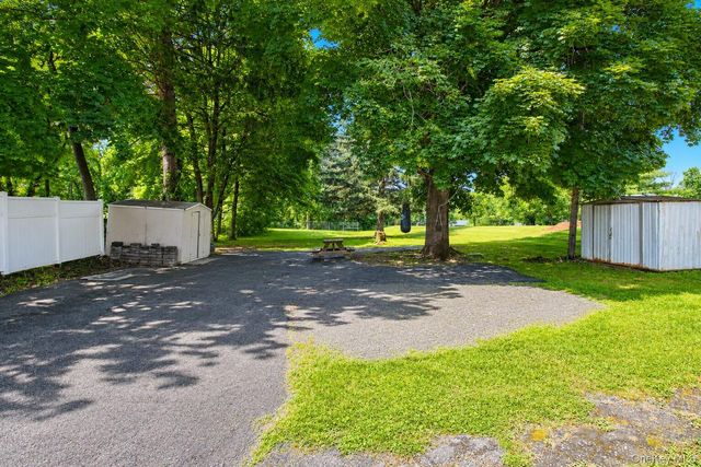 15 S Plank Road, Newburgh, NY 12550