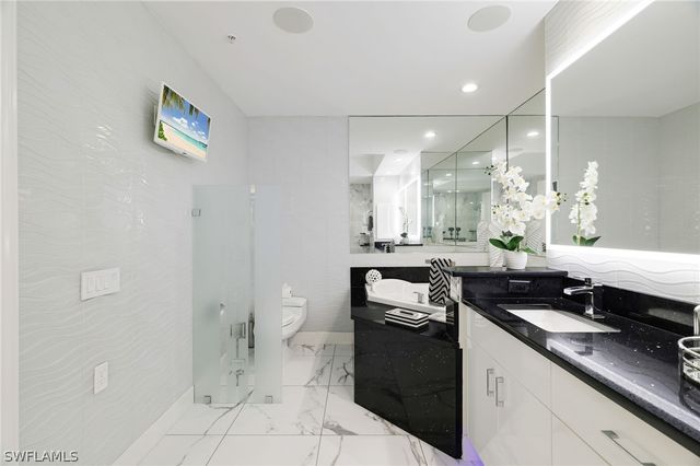 10723 Mirasol DR 507, Miromar Lakes, FL 33913