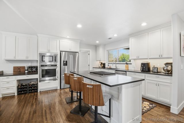 2205 S Florence Avenue, Tulsa, OK 74114