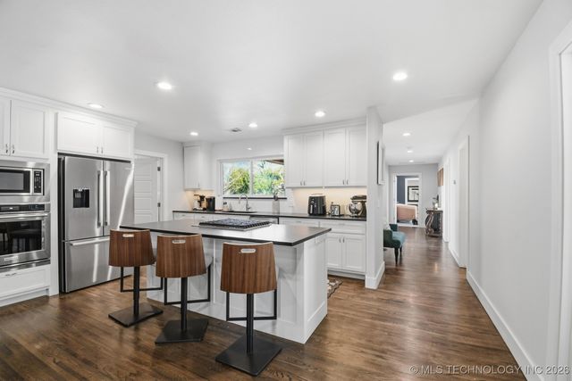 2205 S Florence Avenue, Tulsa, OK 74114