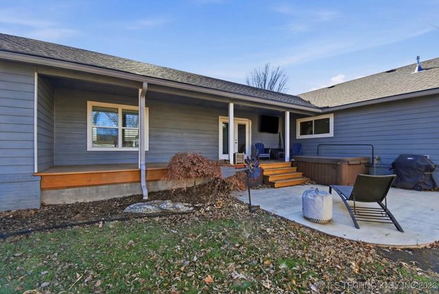 2205 S Florence Avenue, Tulsa, OK 74114