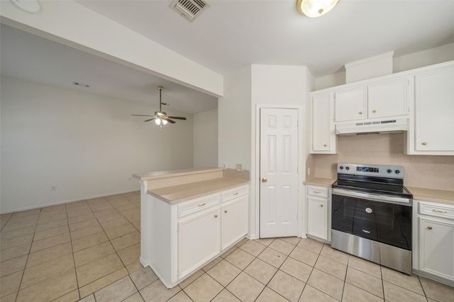 5502 Finch Street B, Houston, TX 77028