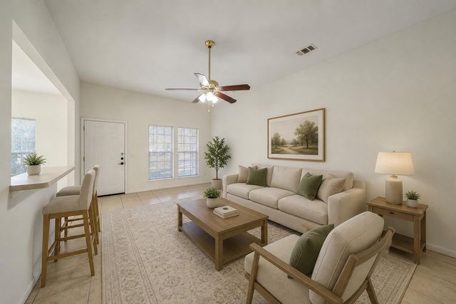 5502 Finch Street B, Houston, TX 77028