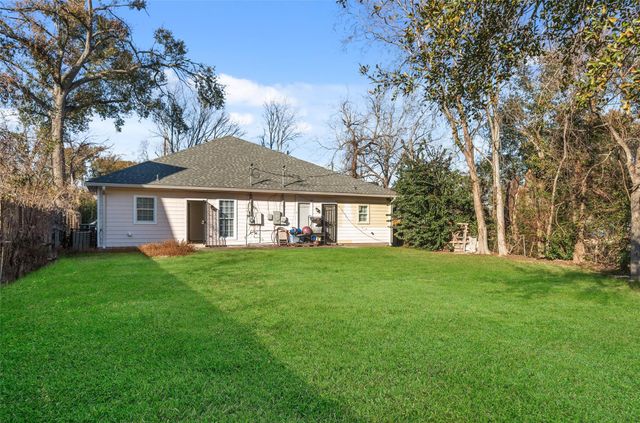 5502 Finch Street B, Houston, TX 77028
