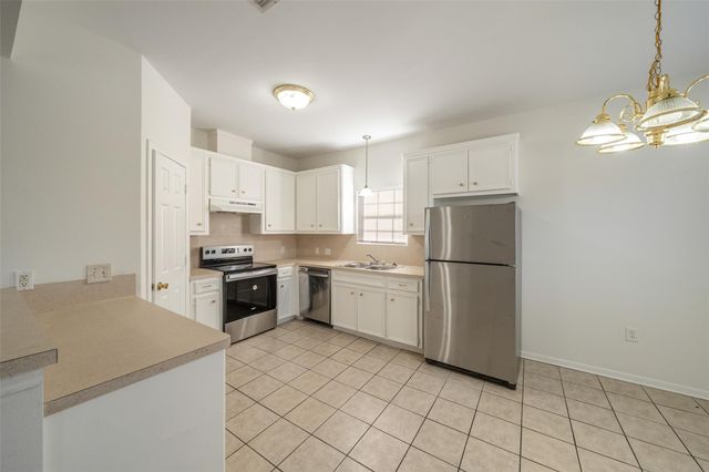 5502 Finch Street B, Houston, TX 77028
