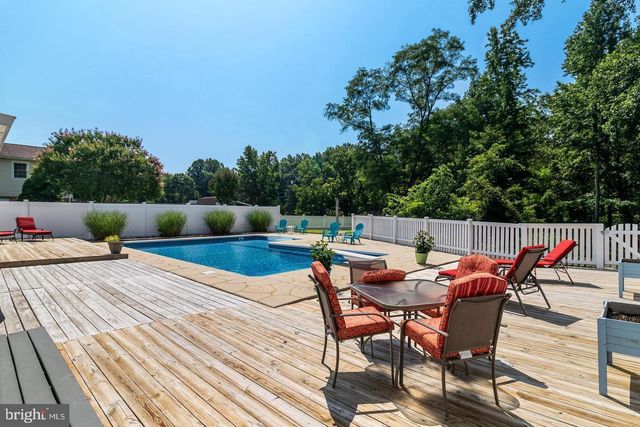 615 CLARKS RUN RD, La Plata, MD 20646