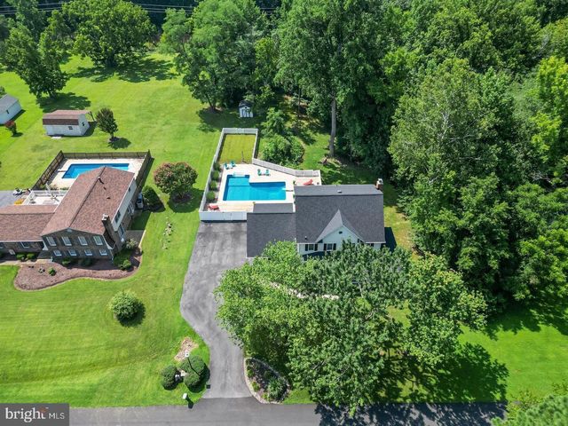 615 CLARKS RUN RD, La Plata, MD 20646