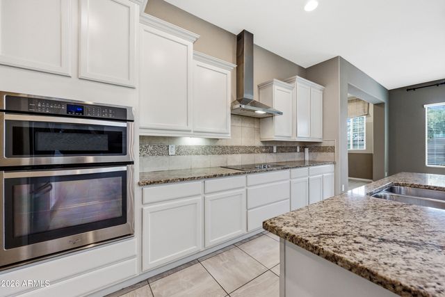 1930 E HORSESHOE Drive, Chandler, AZ 85249