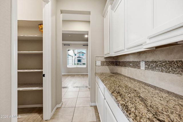 1930 E HORSESHOE Drive, Chandler, AZ 85249