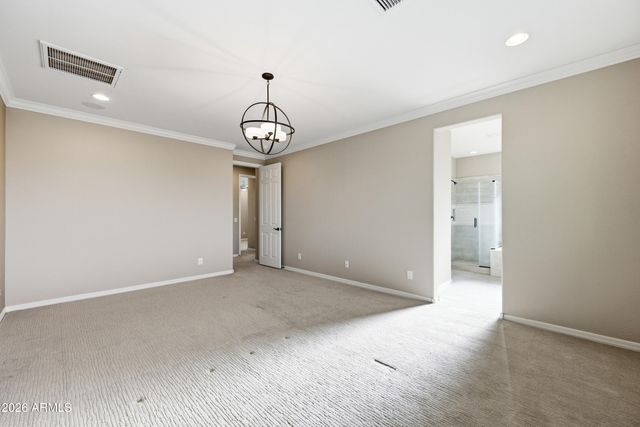 1930 E HORSESHOE Drive, Chandler, AZ 85249