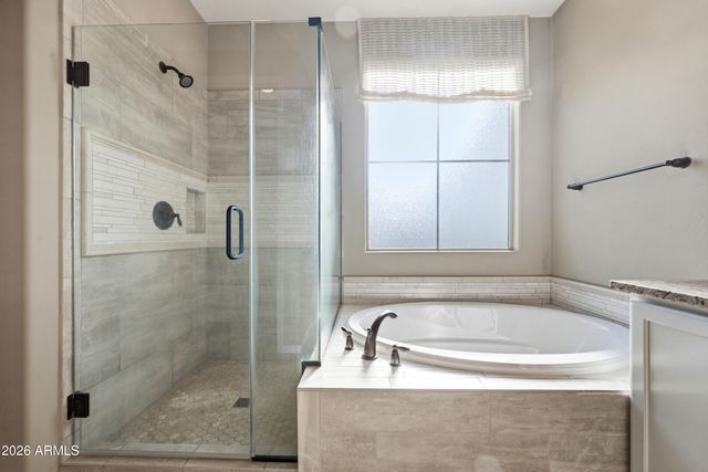 1930 E HORSESHOE Drive, Chandler, AZ 85249